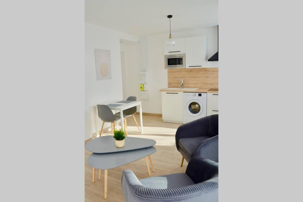 Ferienwohnung Dolmen Adrien 5 Tours Exterior foto